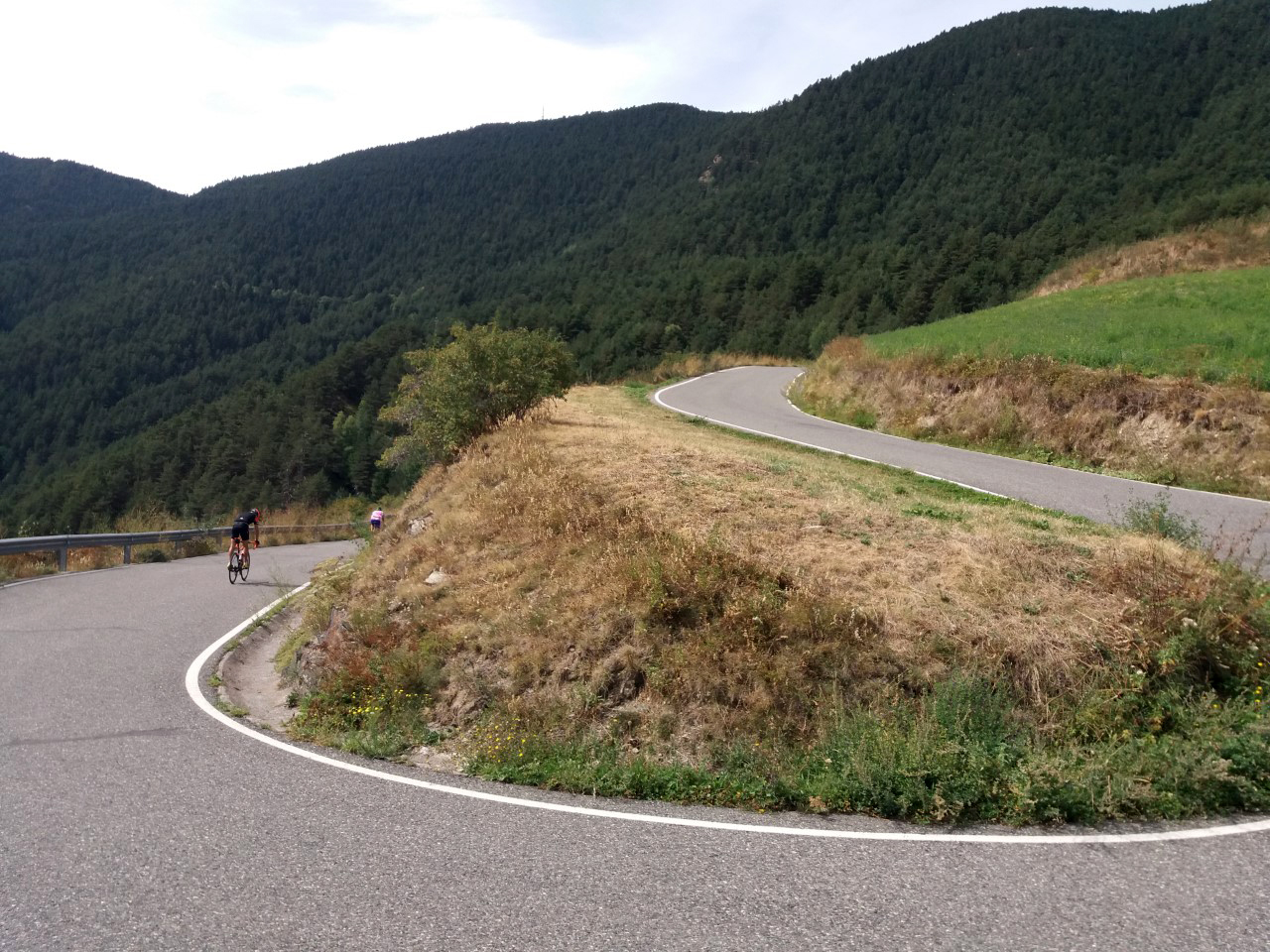 viaje-en-bicicleta-en-andorra